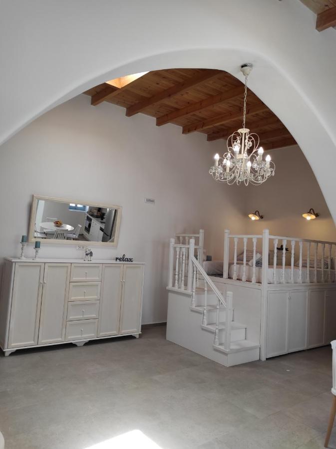 Traditional Luxury House